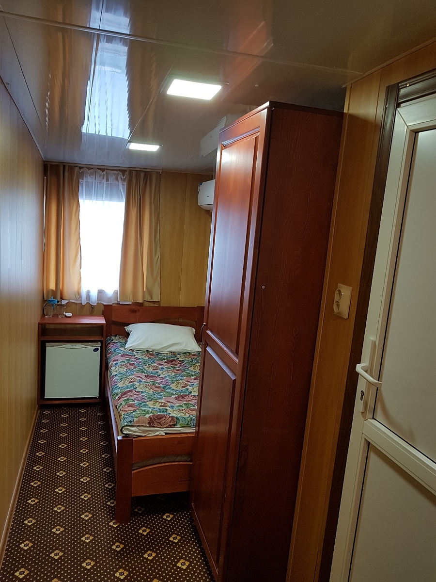 cabin-image