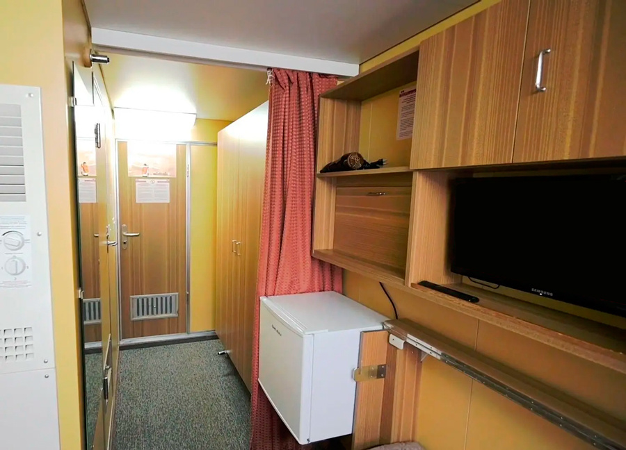 cabin-image