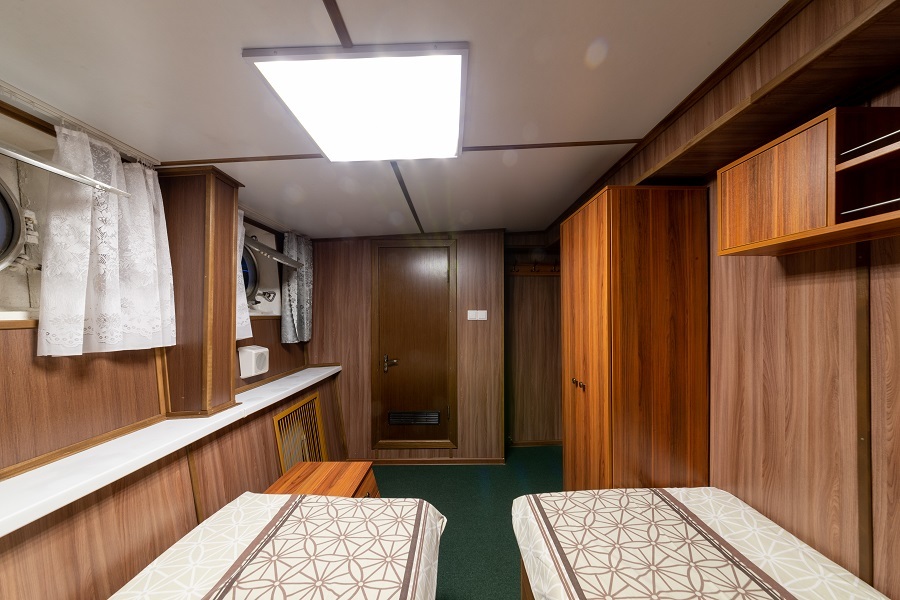 cabin-image