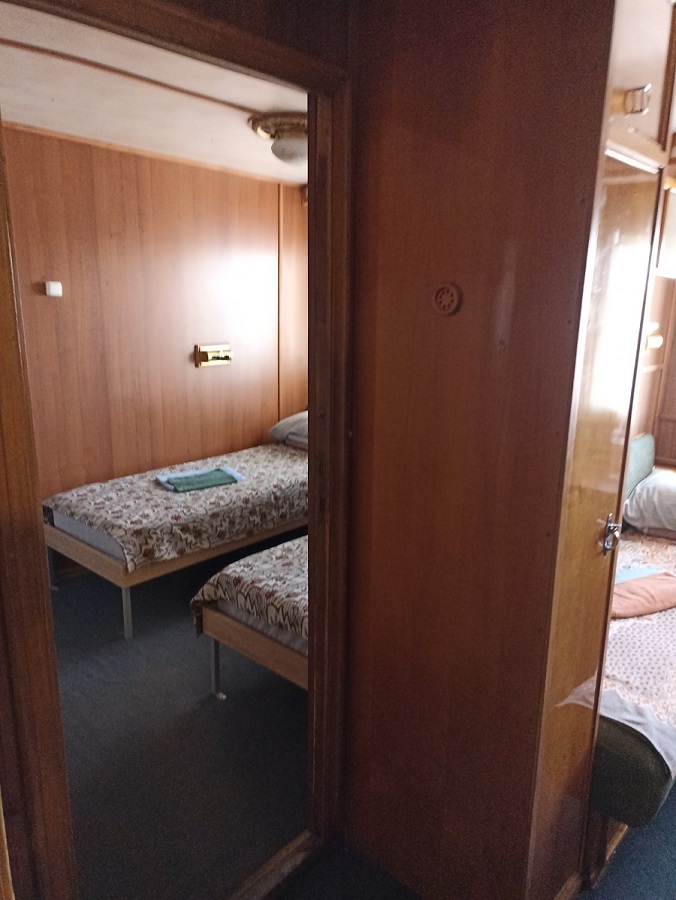 cabin-image